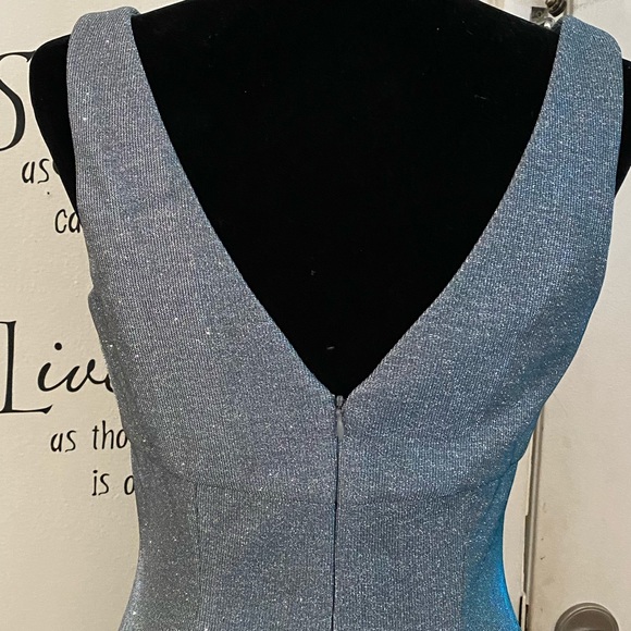 Sparkle V-neck Silver & Blue Gown Mermaid skirt. - Picture 9 of 14